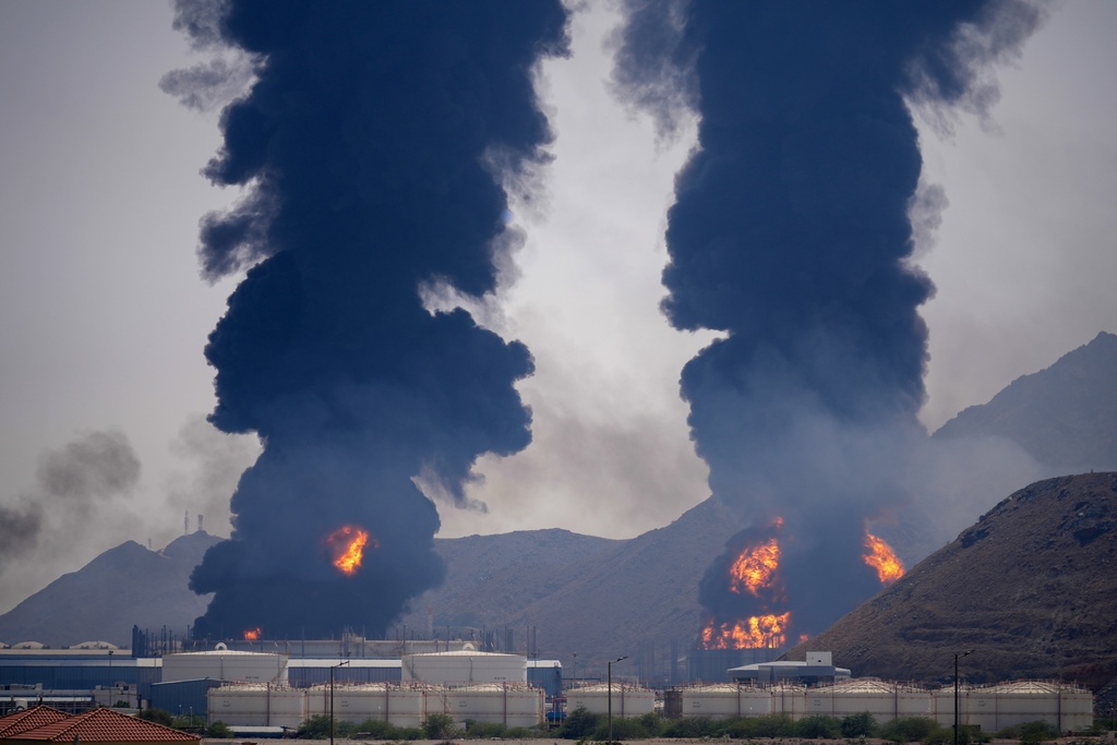 Economy increasingly at risk the longer Iran war drags on