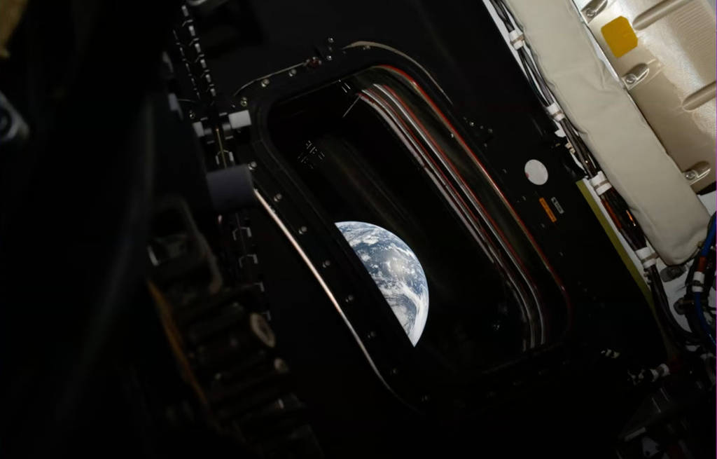 NASA deflects critics of ‘fly-by’ moon mission: ‘Have to walk before you can run’