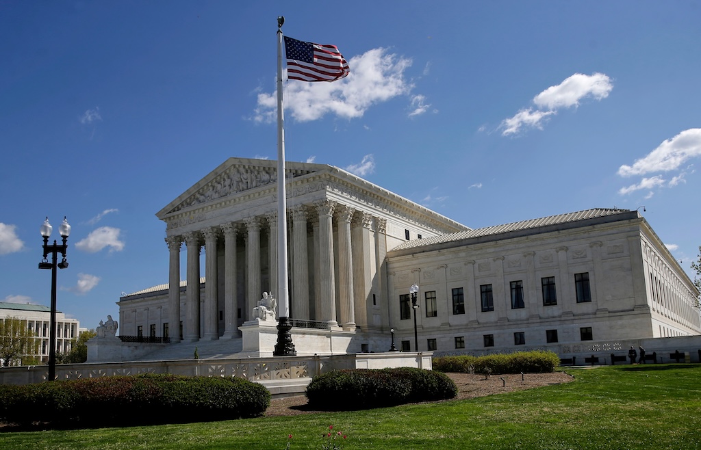 Supreme Court to weigh rights of legal immigrants who commit crimes