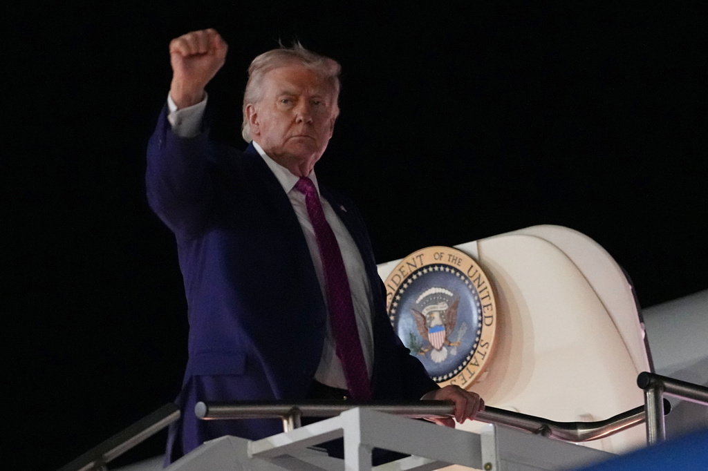 Trump hails ‘massive numbers’ of empty tankers heading to US for oil