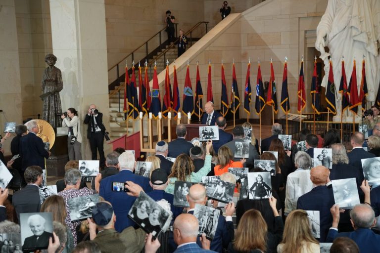 Holocaust Memorial Museum’s National Commemoration of the Days of Remembrance.