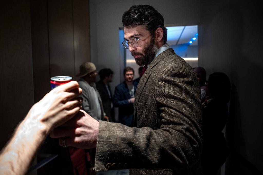 Hasan Piker ‘rooting for the violent downfall of this country’: Joe Concha