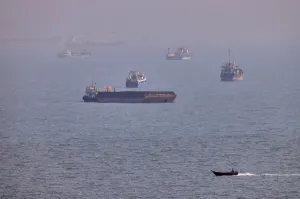 US destroys three Iranian tankers after failed Iranian attack on naval ships