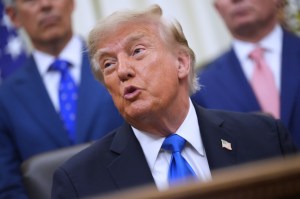 I spent 12 years in counterintelligence. Trump’s defenders are sabotaging their own case